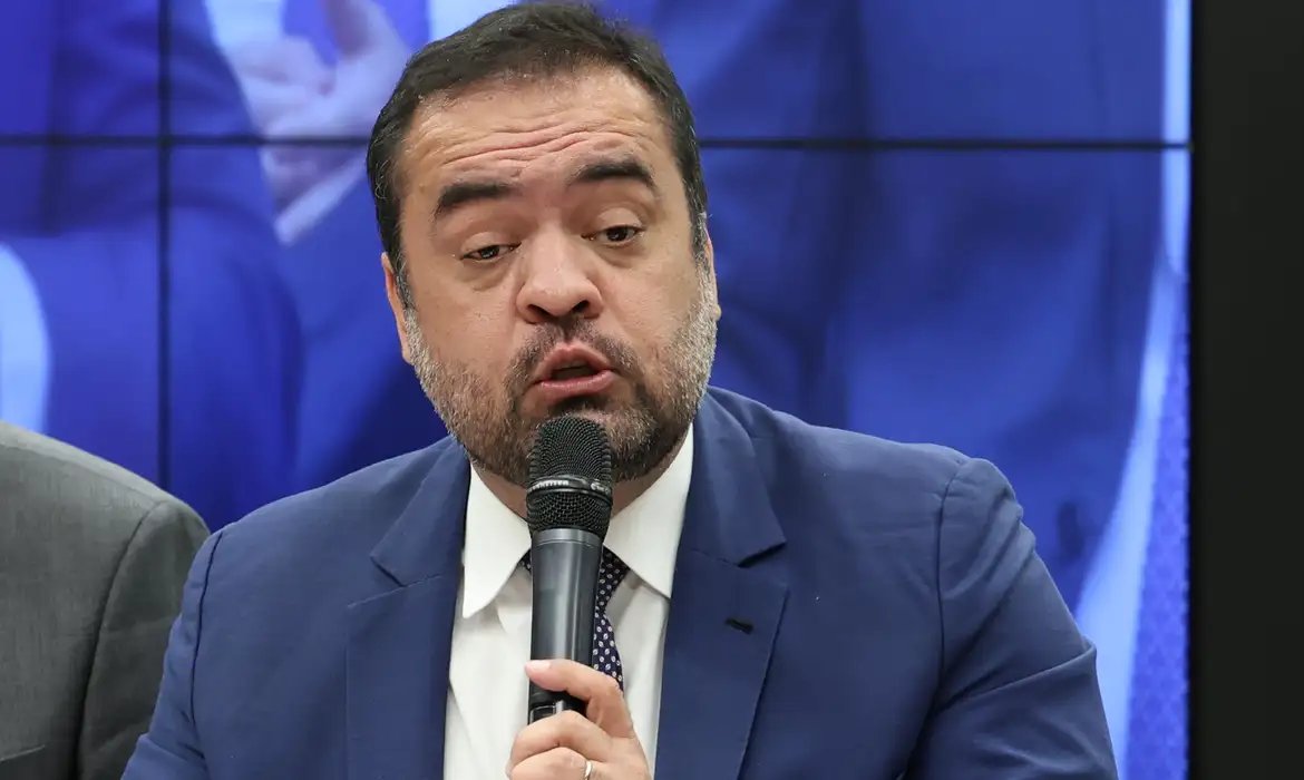 TSE tem maioria para condenar Castro à inelegibilidade até 2030