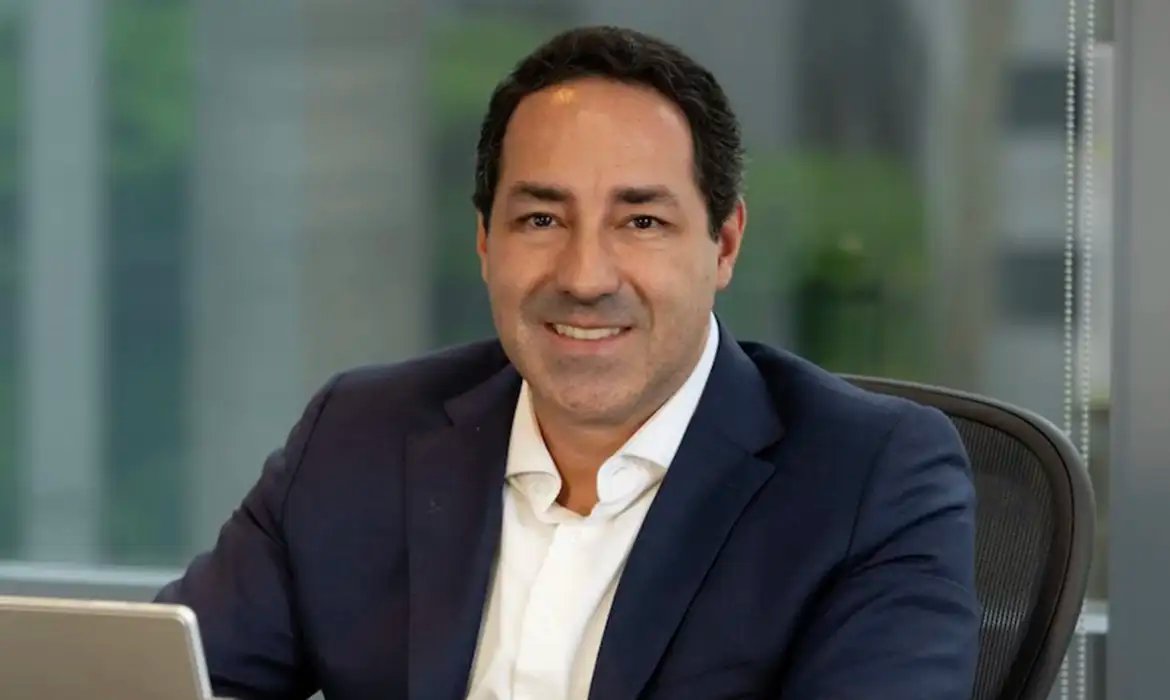 CEO do Grupo Fictor é alvo da PF por fraudes contra a Caixa