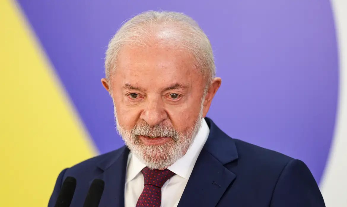 PoderData: desaprovação de Lula vai a 61%, a maior em dois anos