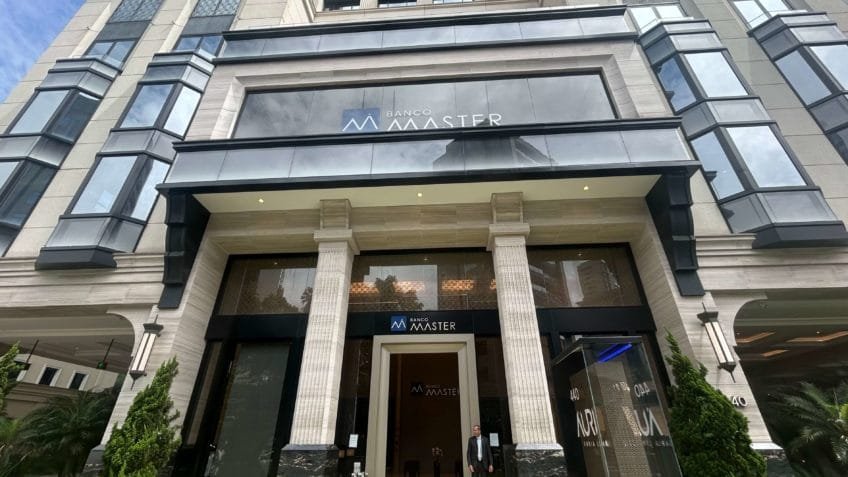 Senadores recorrem ao STF para instalar CPI do Banco Master