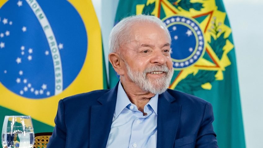 Ao vivo: Lula visita complexo da Brainfarma em Anápolis