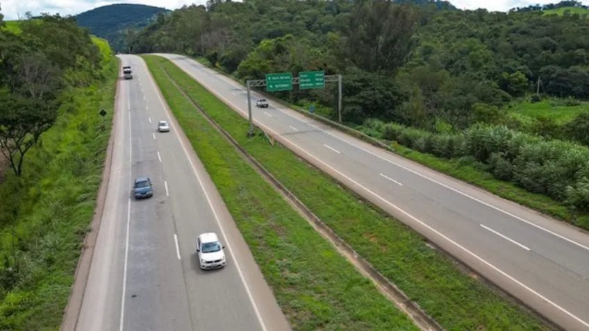 Sob protesto do relator, TCU adia em 15 dias solução da Concebra