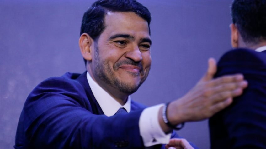 Depois de 4 meses, Lula vai enviar indicação de Messias ao Senado