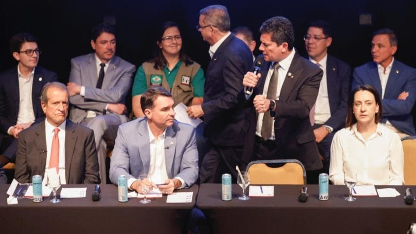 Prefeitos do PL no PR ameaçam deixar partido após filiação de Moro