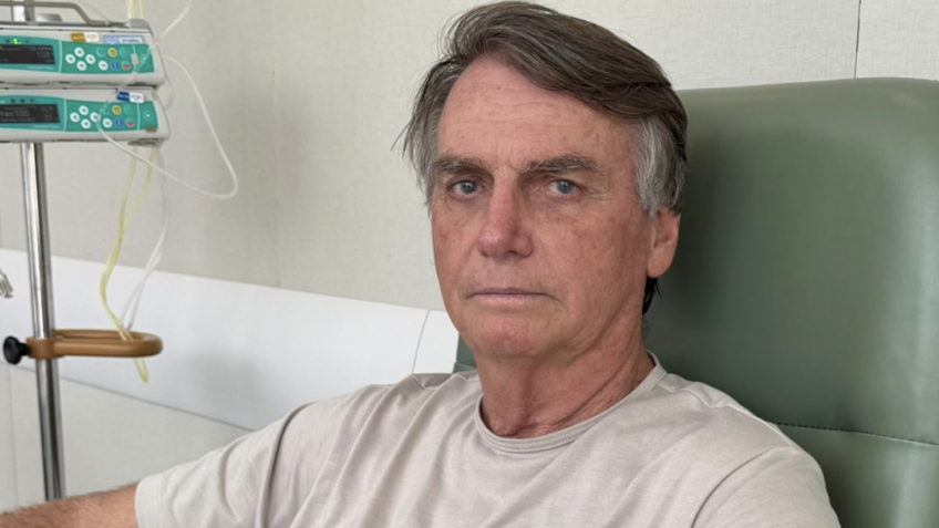 Bolsonaro deixa hospital para cumprir prisão domiciliar