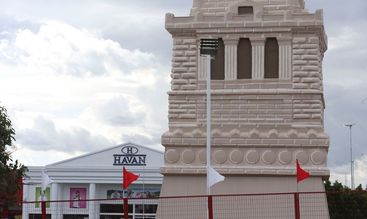 TST condena lojas Havan por racismo recreativo contra ex-funcionária