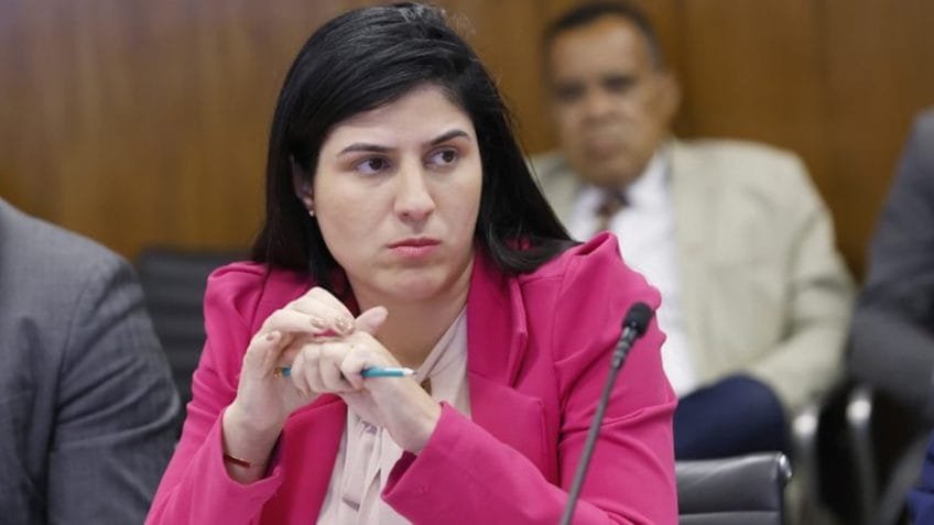 CCJ aprova uso de nome afetivo para crianças em processo adoção