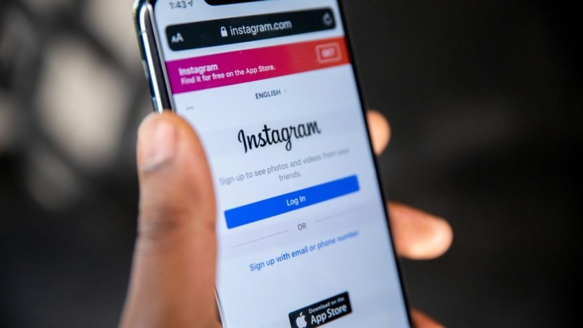 Instagram encerrará criptografia de mensagens diretas em 8 de maio