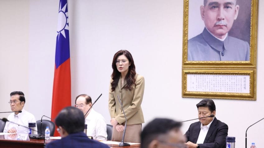 Líder da oposição de Taiwan aceita convite de Xi para visitar a China