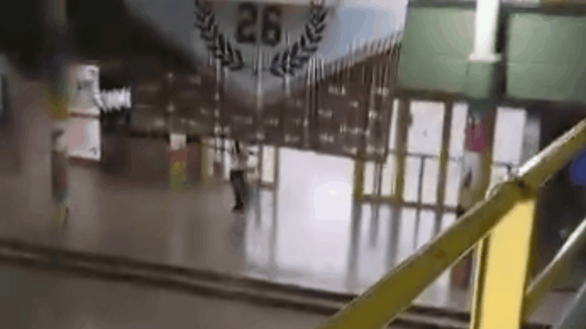 Aluno mata colega e deixa 2 feridos em escola na Argentina