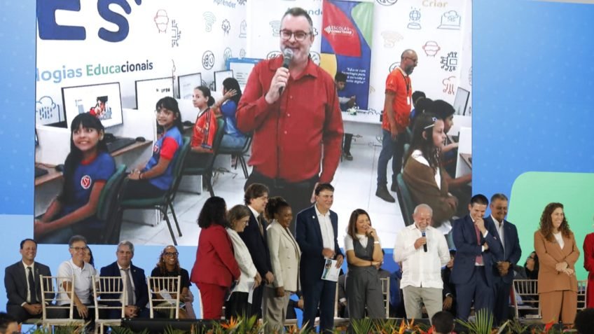 Feminicídio mostra que falhamos em educar “macho”, diz Lula