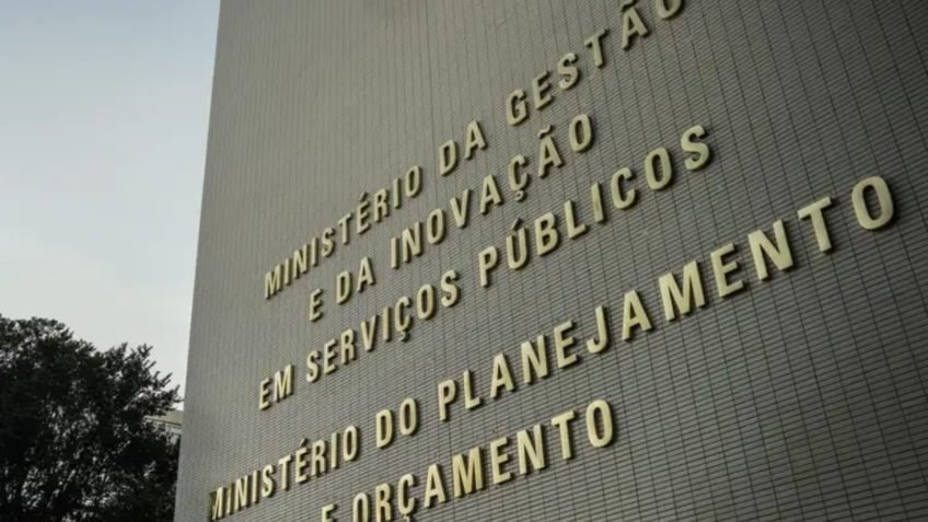Precatórios seguem em patamar elevado, apesar de queda em 2027