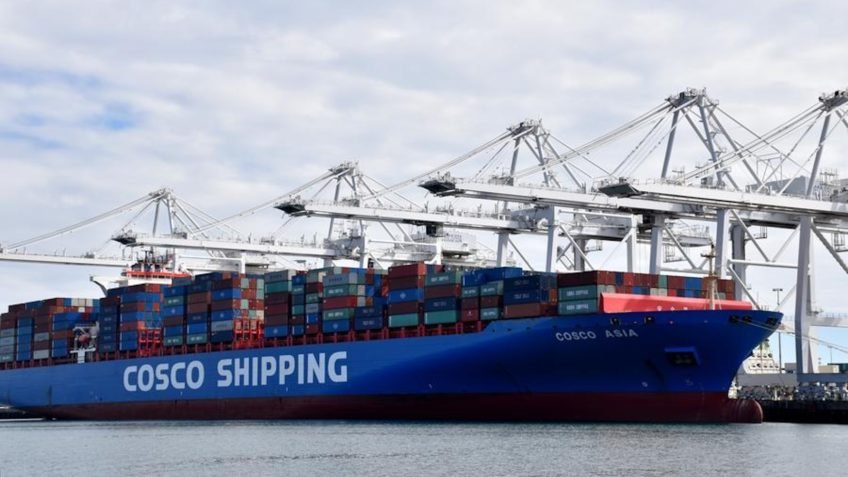 3 embarcações chinesas atravessaram o estreito de Ormuz