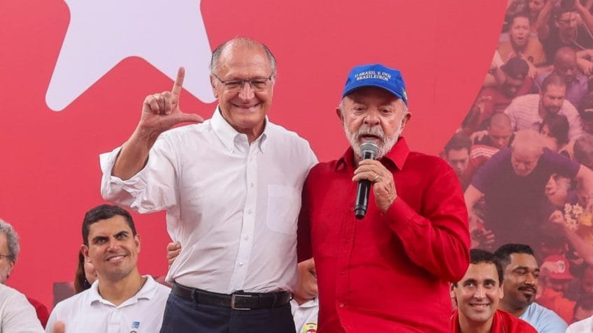 Lula confirma Alckmin como vice na disputa pela reeleição