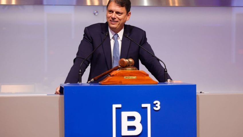 Governo Tarcísio tem 53% de aprovação em São Paulo, diz pesquisa