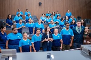 Câmara recebe alunos da APAE em retorno do projeto “Cuiabaninhos”