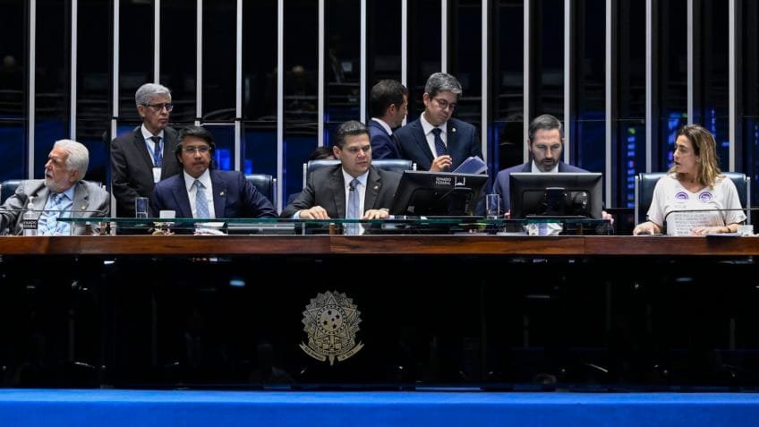 Senado aprova reajuste para forças de segurança do DF