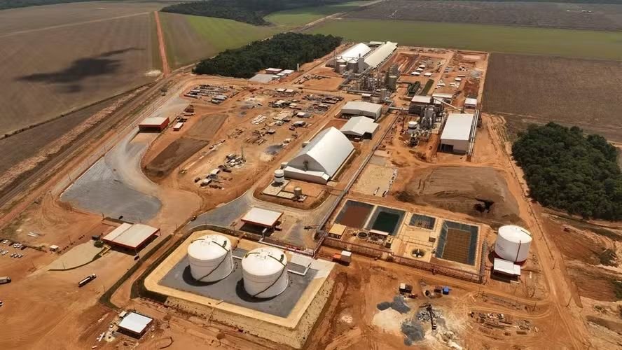 BNDES libera R$ 1 bilhão para usina gigante de etanol de milho da RRP Energia em Mato Grosso