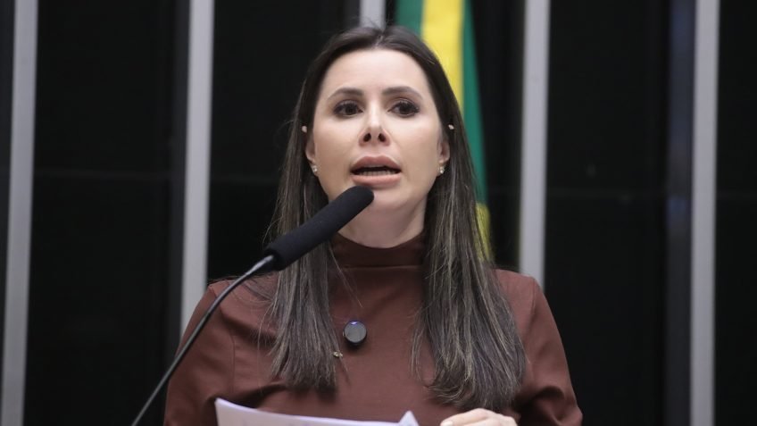 Carol de Toni lidera disputa ao Senado em SC, diz AtlasIntel