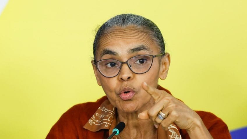 Marina Silva deixa ministério do Meio Ambiente depois de 3 anos