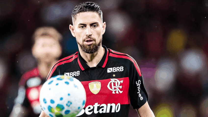 Flamengo ultrapassa R$ 2 bi em receita e reduz dívida para R$ 174 mi