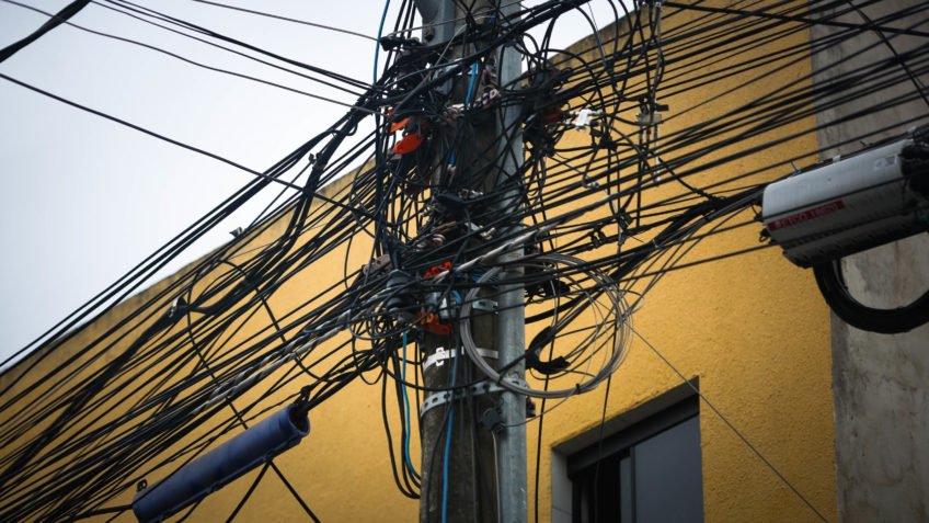 Poder360 vence Prêmio Abracopel de Jornalismo 2026