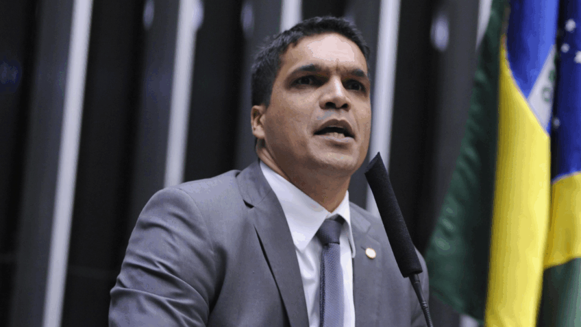 Daciolo anuncia pré-candidatura à Presidência pelo Mobiliza