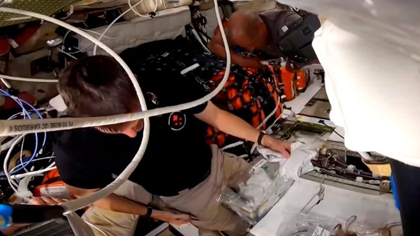 Saiba como astronautas se exercitam e mantêm a saúde no espaço