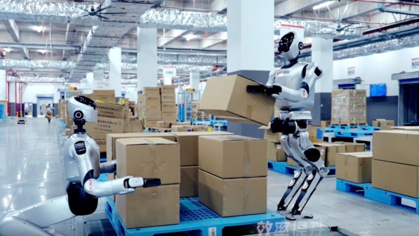 Fábrica chinesa é capaz de produzir 10.000 robôs humanoides por ano