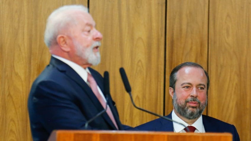 Lula segura Silveira no governo por Messias no STF e Pacheco em MG