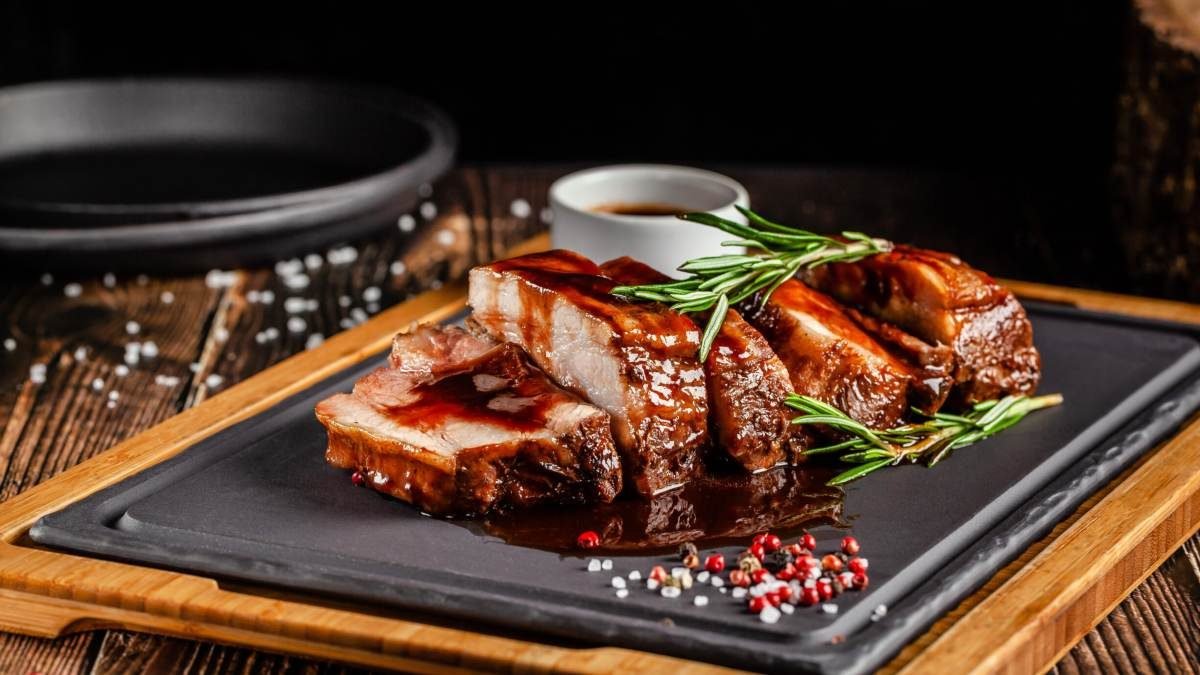 Consumo de carne suína dispara no Brasil, cresce 40% e se consolida como proteína mais acessível