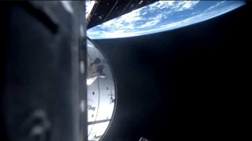 Ao vivo: Artemis 2 passa pela Lua