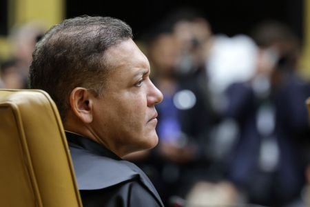 Nunes Marques viaja em voo pago por advogada ligada a Vorcaro