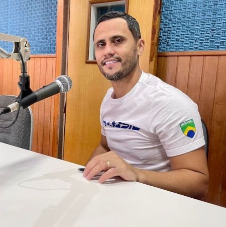 Gleidson Azevedo deixa o Novo e se filia ao Republicanos