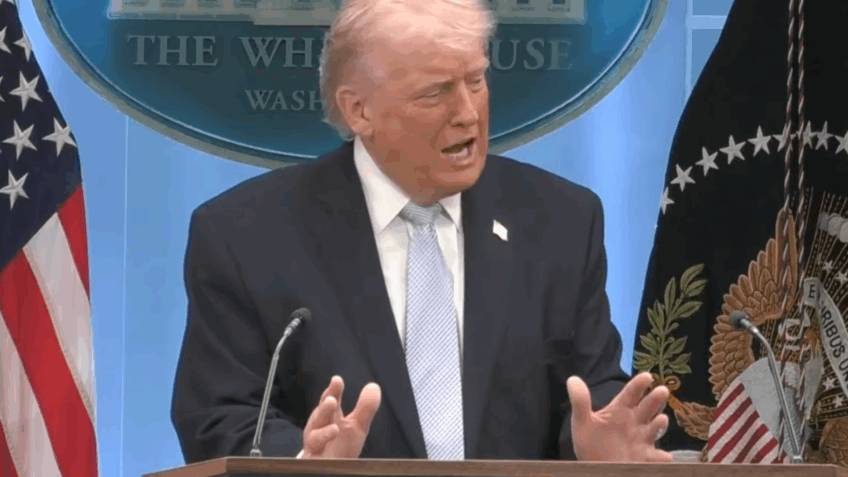 Trump diz que Kim Jong-un chamou Biden de "retardado mental"