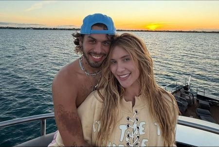 Após uma semana de polêmicas, Zé Felipe parabeniza Virginia por aniversário