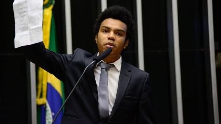 Próximo da família Bolsonaro, Holiday desiste de candidatura em SP