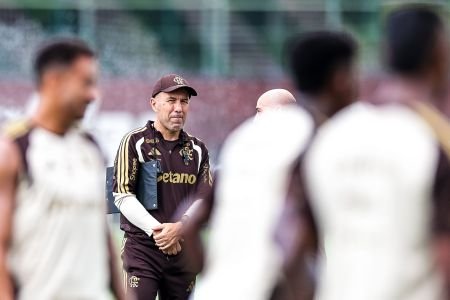 Flamengo divulga lista de inscritos na Libertadores; veja a numeração