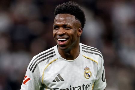 Vini Jr. é direto sobre relação com Xabi Alonso no Real Madrid