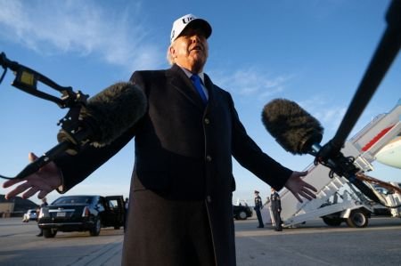 ‘Uma civilização inteira morrerá esta noite’, ameaça Trump em ultimato ao Irã