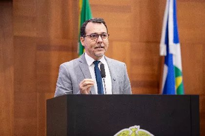 Na Assembleia, Lúdio questiona Sinfra sobre ponte entre Pantanal de MT e MS