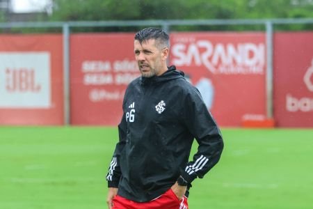Inter inicia preparação para o GreNal pelo Brasileirão com novidades