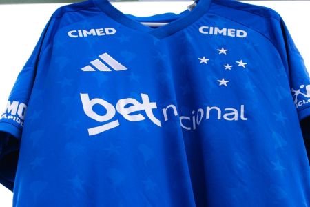 Fora da partida, jogador do Cruzeiro manda recado sobre estreia na Libertadores