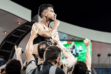 Dois ex-jogadores do Cruzeiro brilham e marcam em clássico da Copa do Nordeste