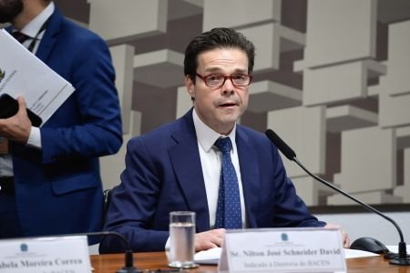 Guerra no Oriente Médio pode impactar os juros no Brasil? Diretor do BC responde