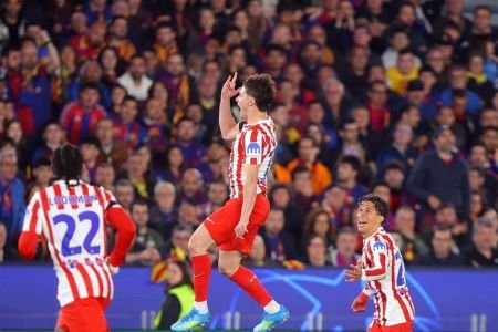Simeone quebra tabu, Atlético de Madrid vence Barcelona e abre vantagem na Champions