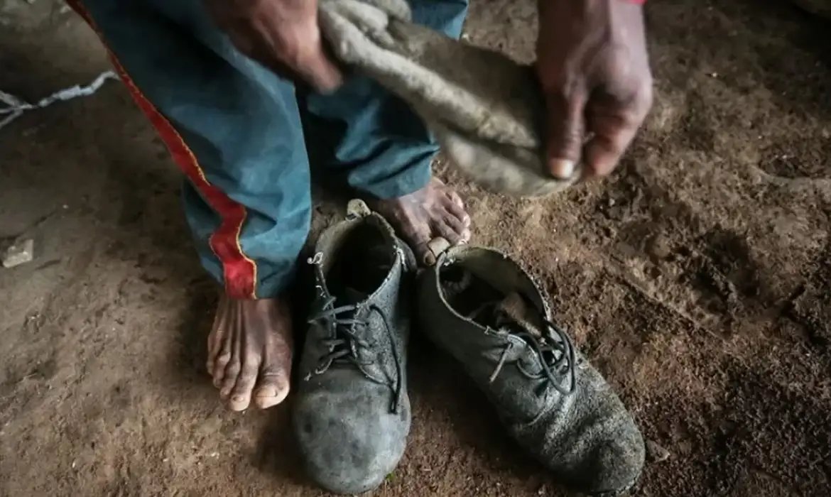 Amado Batista e BYD são incluídos em lista de trabalho escravo do MTE