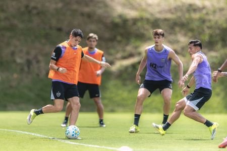 Jornal chileno destaca 'sumiço' de joia de R$ 100 milhões do Atlético pós-seleção