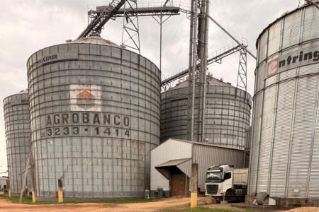 'Agro Fora da Caixa': hub de IA e gestão no campo projeta imersão no Vale do Silício