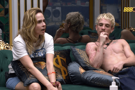 BBB 26: Ana Paula e Juliano comentam postura de sister: 'Ela joga, ela é boa'